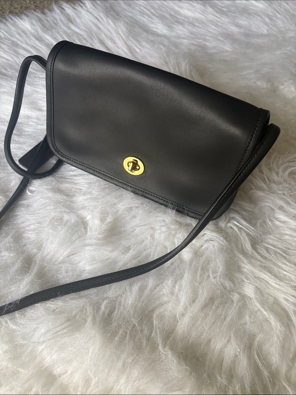 Coach Black Leather Turnlock Crossbody Bag - Picture 2 of 16